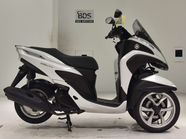 Yamaha TRICITY MW125 2015