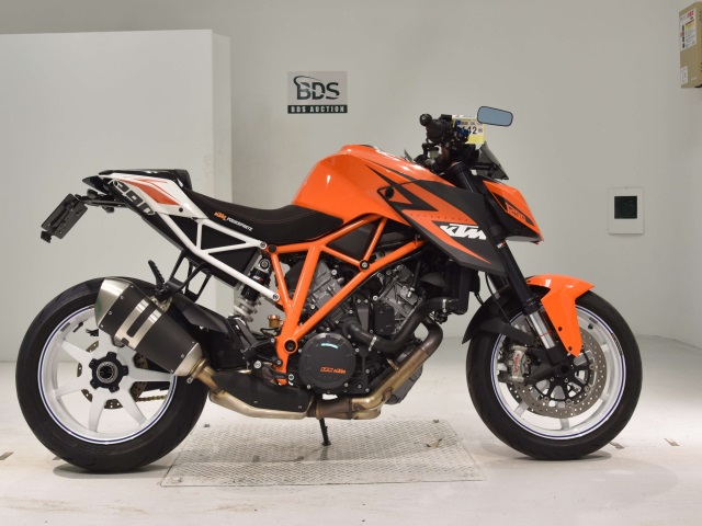 KTM 1290 SUPERDUKE R 2015