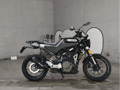 Husqvarna SVARTPILEN 401 2021