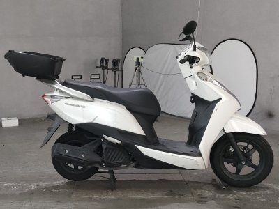 Honda LEAD125 2013