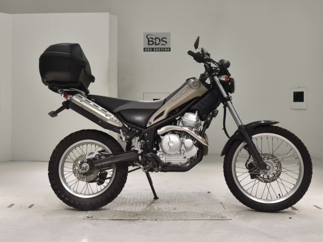 Yamaha TRICKER 2018