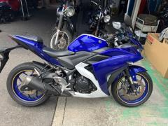 Yamaha YZF-R25 2015