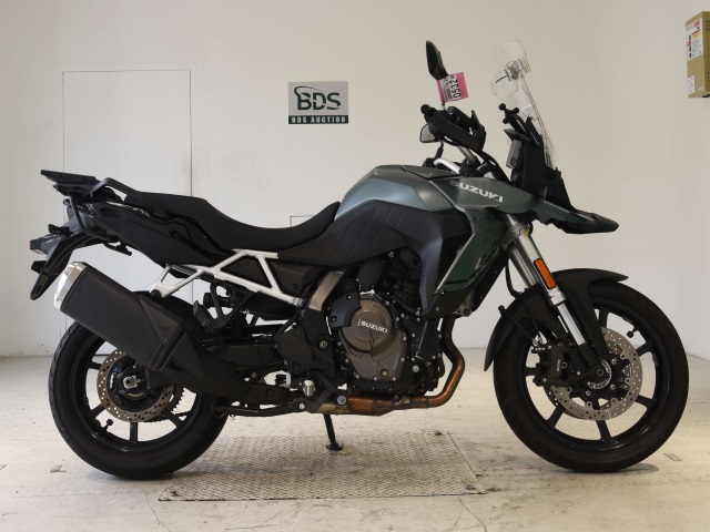 Suzuki v-strom800 2025