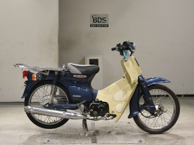 Honda C50 2008
