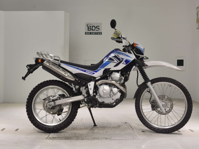 Yamaha SEROW XT250 2018