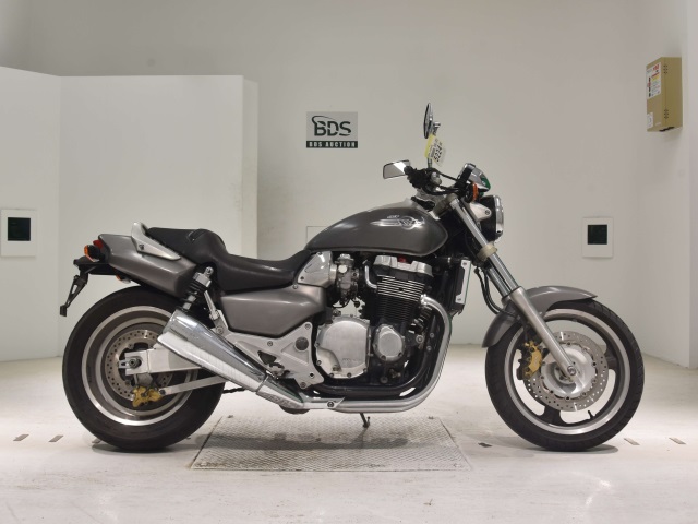 Honda X4 1998