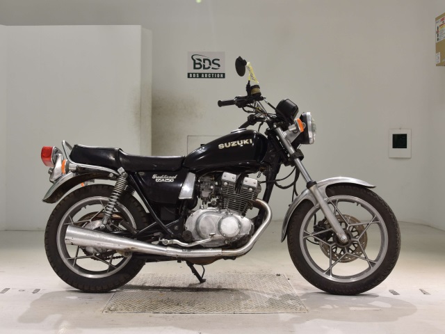 Suzuki GSX250E