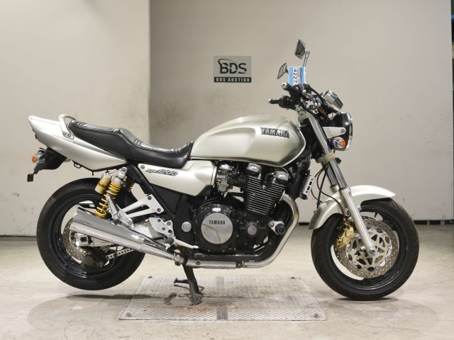 Yamaha XJR1200 1997
