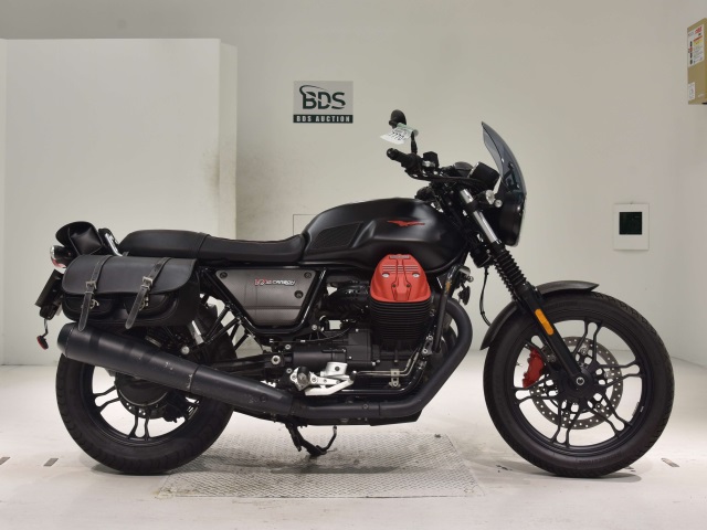 Moto Guzzi V7 3ｶｰﾎﾞﾝ 2018