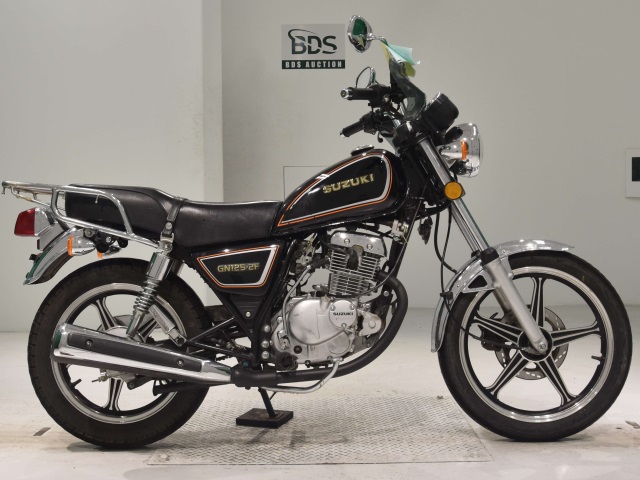 Suzuki GN125-2F 2016