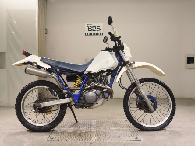 Yamaha SEROW XT225 1989