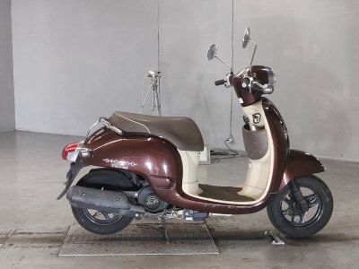 Honda GIORNO 2011