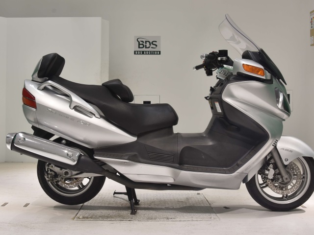 Suzuki SKYWAVE 650LX 2005