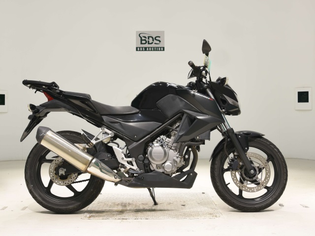 Honda CB250F 2016