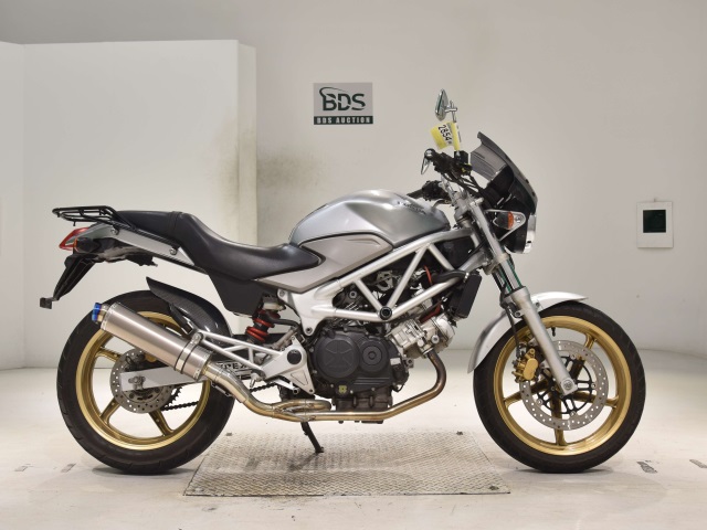 Honda VTR250 2011