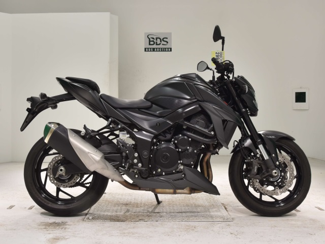 Suzuki GSX-S750 2021