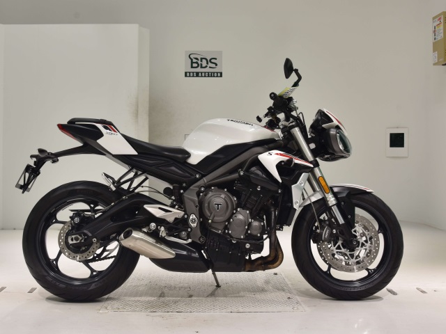 Triumph STREET TRIPLE S 2020