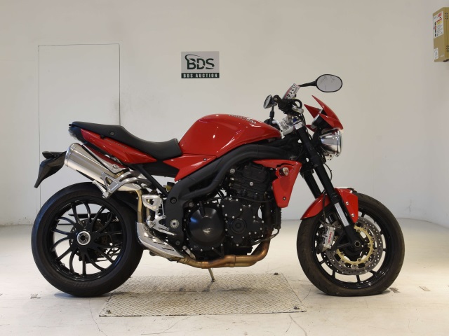 Triumph SPEED TRIPLE 2010