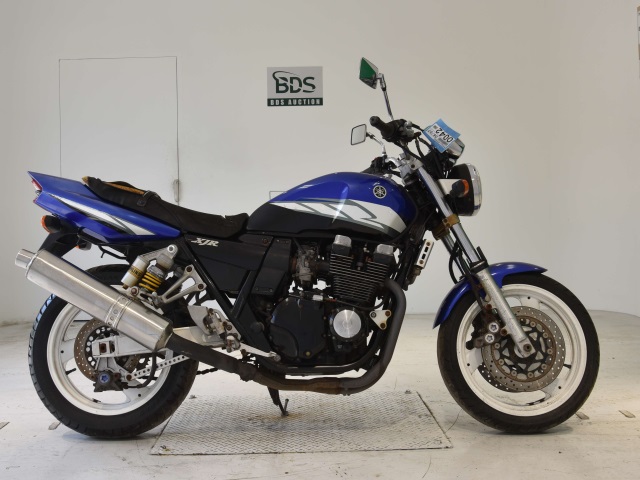 Yamaha XJR400 2004