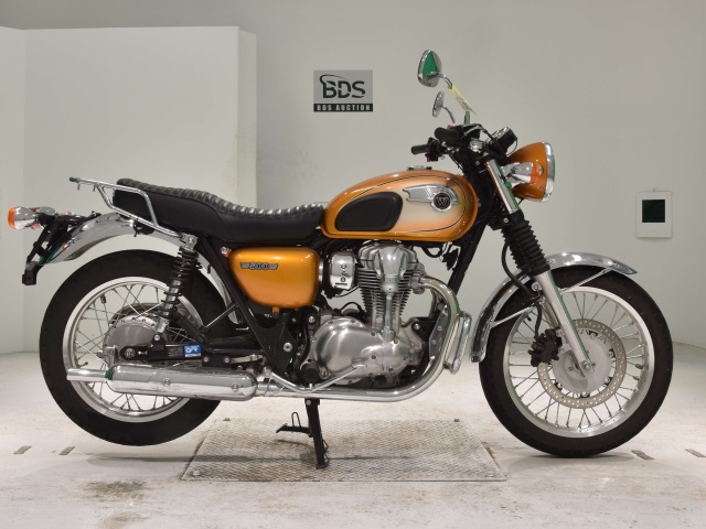 Kawasaki W800 2011