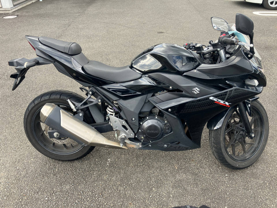 Suzuki GSX250R