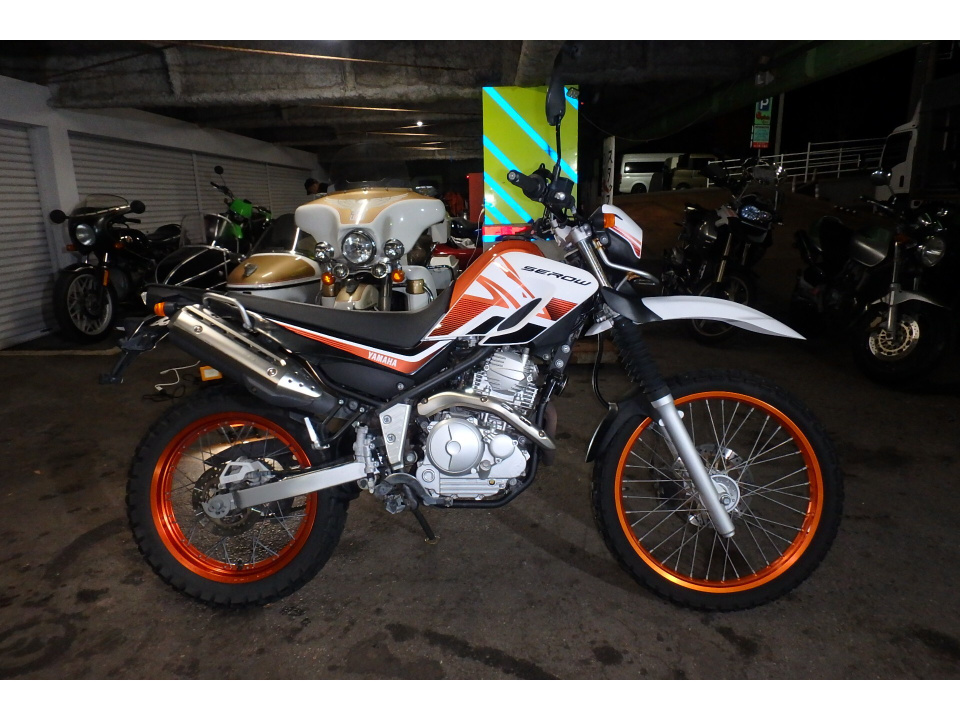 Yamaha SEROW XT250 2018