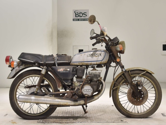 Suzuki GT125