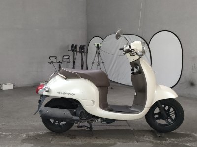 Honda GIORNO 2011