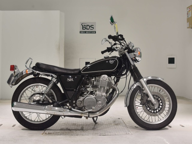 Yamaha SR400 2011