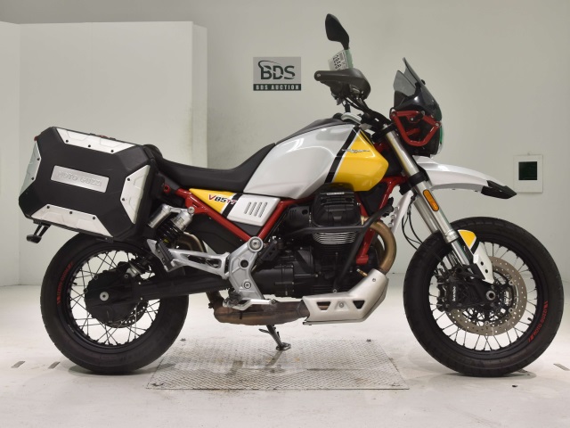 Moto Guzzi V85TT 2019
