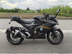 Suzuki GIXXER250SF