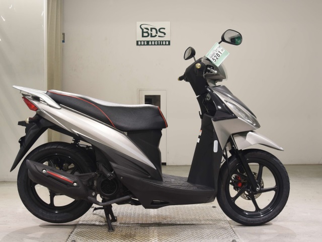 Suzuki ADDRESS V110