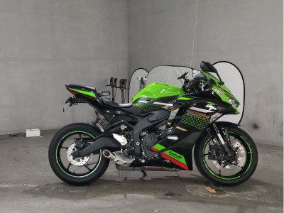 Kawasaki NINJA ZX-25R KRT 2021