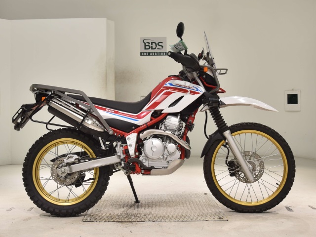 Yamaha SEROW XT250 2020
