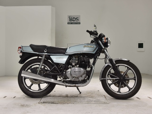 Kawasaki Z250FT