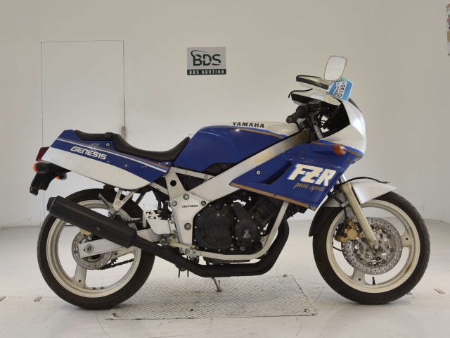 Yamaha FZR400 1988