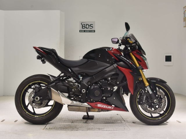 Suzuki GSX-S1000 2015