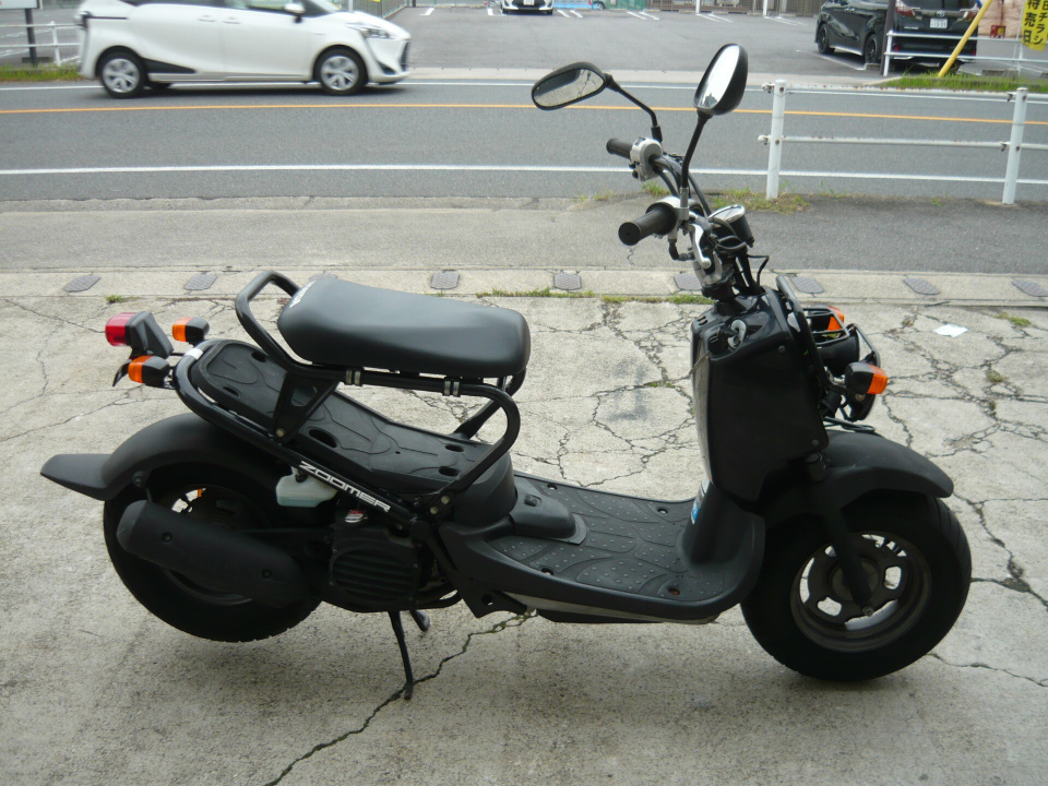 Honda ZOOMER 2011