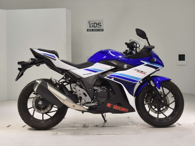 Suzuki GSX250R