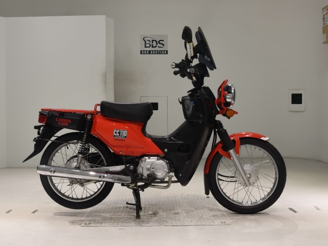 Honda CC110 CROSSCUB 2016