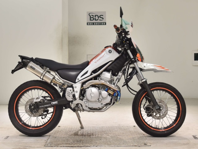 Yamaha TRICKER 2018