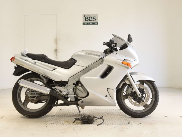 Kawasaki ZZ-R250 2002
