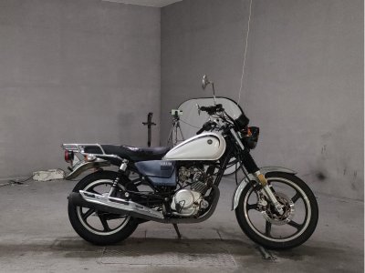 Yamaha YB125SP 2015