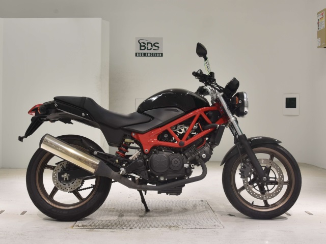 Honda VTR250 2015