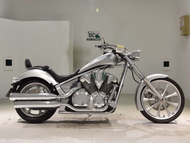 Honda VT1300CXA FURY 2010