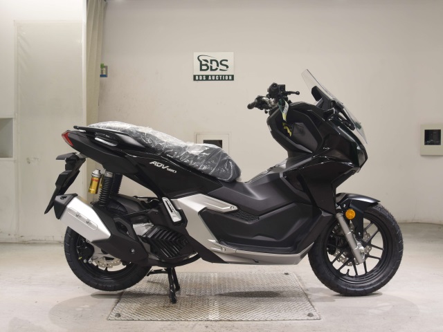 Honda ADV 160 2025