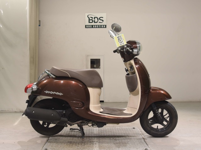 Honda GIORNO 2011