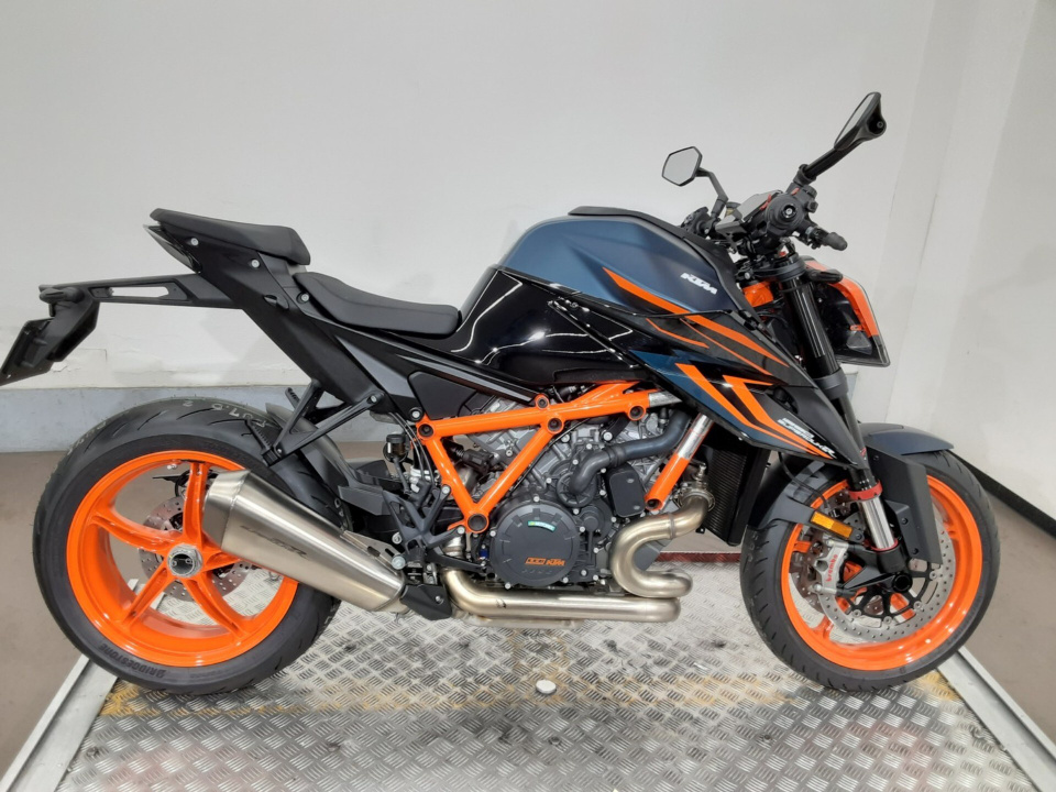 KTM 1290 SUPERDUKE R 2025