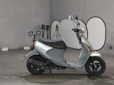 Suzuki LETS4