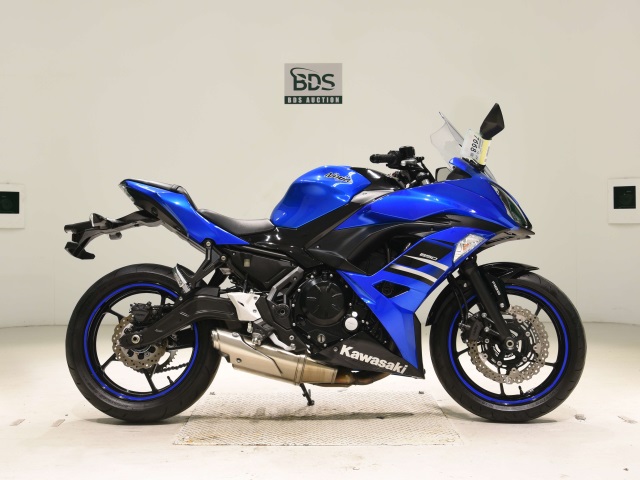 Kawasaki NINJA650 2021